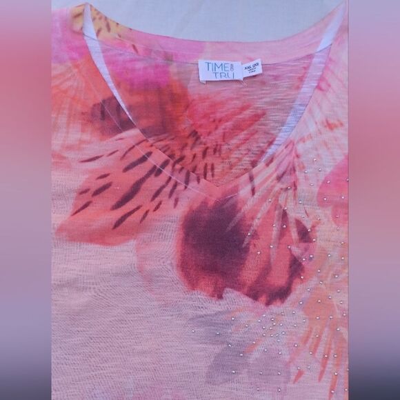 Pre-Owed Floral Blouse   - Picture 3 of 4